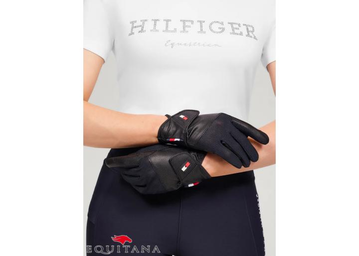 Ce e nou în moda de echitație? Tommy Hilfiger a sosit la Equitana!